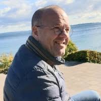 500+ perfiles de «Mensing»