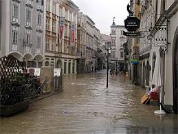 Steyrer architekten schlagen dem hochwasser ein schnippchen. Funf Jahre Nach Dem Jahrhunderthochwasser Oesterreich Orf At