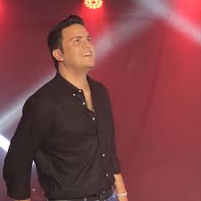 His birthday, what he did before fame, his family life, fun trivia facts his full name is jose luis alfonso carrillo solano. Capturado En Valledupar El Cantante Vallenato Che Carrillo Diario La Libertad Periodico Noticioso De Colombia