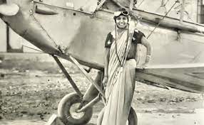 She later moved to lahore, presently pakistan. W Js7xxhryyhm