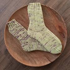 Es gibt viele verschiedene möglichkeiten, socken zu stricken. Schragling 6 Fach Sockenanleitung