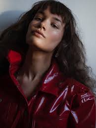 Milan fashion week ss26 Products used: Lips: lipliner caramel cutie  Lipstick it girl Bb stick bronzer 50c Lead makeupartist @fabiana_graziani  Makeup sponsor @caiacosmetics Model @sofialopez_moli Makeup artist  @samira__jane #milanfashionshow ...