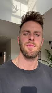 Crystal Lundeen's Instagram, Twitter & Facebook