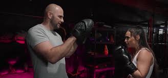 Reality Kings - Kelsi Monroe Gets Her Sweat On At The Gym By Squatting On  JMacs Massive Cock
