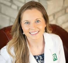 Nichole Barnett's Instagram, Twitter & Facebook