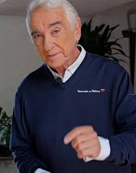 Así luce el abogado y presentador Venezolano Eladio Lárez a sus 84 años  💛💙❤️🇻🇪 querido por todos.