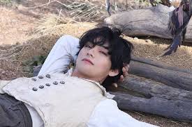 Circle room cypher · 2. V Bts Dengan Sweet Night Tumbangkan Rekor Gangnam Style Milik Psy