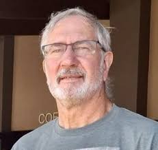 Experienced manufacturer seeking job or accommodation in Hermanus