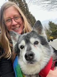 This is Panko! My daughter's Cat who was redistributed after our darling  sushi crossed the rainbow bridge! His face! What a character.