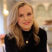 Julie Blay's Instagram, Twitter & Facebook