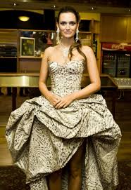 Po státnicích na vysoké škole ekonomické v roce 2004 zkusila zaklepat na dveře v české televizi. Galerie Zpravarky Ct Daniela Pisarovicova A Aneta Savarova Nenavist Foto 1 Ahaonline Cz