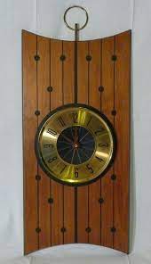 Vintage Mid Century Modern Elgin Walnut Clock With Dots - Mod - Retro Atomic Novelty Clocks Clock Mid Century Clock