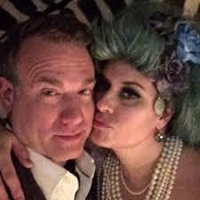 Melissa Dechant's Instagram, Twitter & Facebook