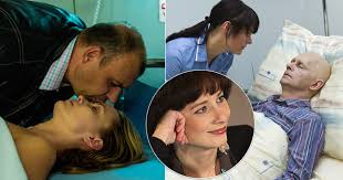 Nejprve vyprávěl životní osudy lékařů soukromé gynekologické kliniky, jejich příbuzných a přátel, od 15. Ordinace V Ruzove Zahrade 17 Smrti Postav Rakovina I Sebevrazda Blesk Cz