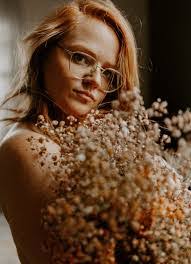 Beth Krug's Instagram, Twitter & Facebook