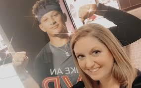 Gary P Minder DVM, 204 N Main St, Chatham, IL 62629, US