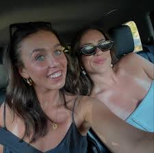 my day one @maeve.young 🤞🏽