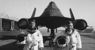 That's over 3 times faster than the speed of sound. This Sr 71 Blackbird Crew Set The Absolute Speed Record That Still Stands Today The Aviation Geek Club