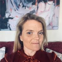 30+ "Karin Strauss" profiles