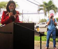 Christine has transformed autodesk's customer service by integrating watson assistant into the company's support. Open Letter From Journalist Harassed By Tulsi Gabbard Hawaii Free Press