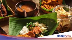Sidoarjo, selasa (03 september 2019) man kota mojokerto mengunjungi balai bahasa jatim. Nasi Pecel Terdekat