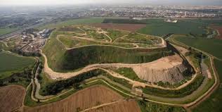 Mount trashmore park was the 1st landfill park in the world, opening in 1978. 8 Incredible Parks Created From Landfills Smart Growth Online