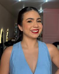 Letícia Ramires • cursos • micro • cílios • sobrancelhas