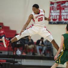 Zekiah LoVett finds the zone early against rival Mira Costa and leads  Redondo to big rivalry win