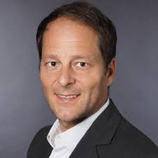 Mitarbeitende von CW Bearing GmbH