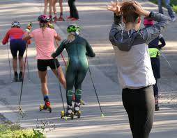 Transcript all right guys, we're going to talk about how to stop smoothly, okay? Rollerskiing Is About Being Fit Great Looking And Overall Cool Why Industry Fails To Advertize That The Daily Skier