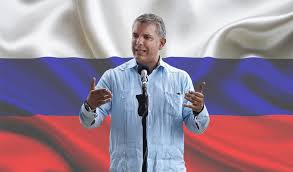 El presidente de colombia, iván duque, confirmó que el helicóptero en el que viajaba fue impactado lo cierto es que es un atentado cobarde donde se ven impactos de bala en la aeronave presidencial. Rusia Intenta Verificar Si Un Connacional Suyo Iba A Atentar Contra Duque Kienyke