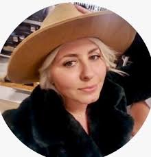 Kristen Cantrell/San Diego Florist (@bohemian_blooms_) • Threads, Say more