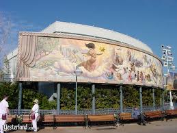 Intuitive fred888: Whoopi Goldberg as Queen Califia of California until  2008 at Disneyland?