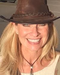 Cindy Saucier's Instagram, Twitter & Facebook