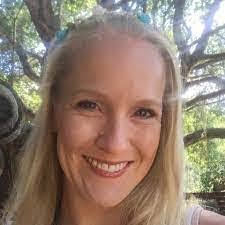 Michelle Pegues's Instagram, Twitter & Facebook