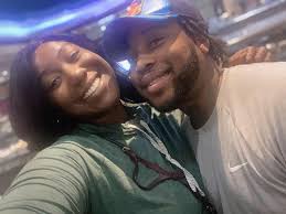 Sorry kids!!! Hadda do it. Happy Valentine's Day everyone!!