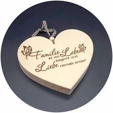 Zirben Holz Herz Familie Ist Wo Leben Beginnt Und Liebe Niemals Endet Kategorie Familie 13x11cm Holz Herz Geschenke Basteln Mit Holz Zirben