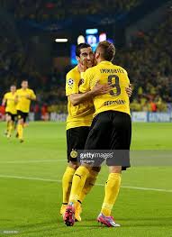 Ob häuser oder wohnungen kaufen, hier finden sie die passende immobilie. Ciro Immobile Of Borussia Dortmund And Team Mate Henrikh Mkhitaryan Borussia Dortmund Dortmund Uefa Champions League