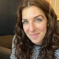 Carissa Kaye's Instagram, Twitter & Facebook