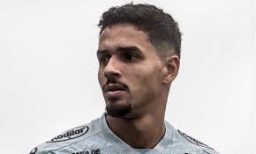 Latest on benfica defender lucas verissimo including news, stats, videos, highlights and more on espn. Covid 19 Lucas Verissimo Alvo Do Benfica Esta Infetado Maisfutebol
