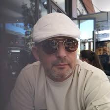 Petite vidéo en musique de l'Agence 556 Reims Gros Oeuvre.