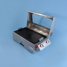 Open the lid of your bbq grill 4. Sizzler Deluxe 20 Gas Bbq With Flame Failure Stainless X 300d