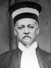 Edgar Fontaine's Instagram, Twitter & Facebook