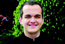 Juan Emanuel Batista. Voltar à Madeira para perseguir o sonho: construir  pontes