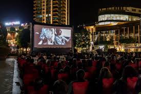 Süleyman demirel bulvarı mall of i̇stanbul avm başakşehir/i̇stanbul tel: ProiecÅ£ii De Film In Aer Liber Si Targ De AntichitÄƒÅ£i La Palas