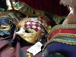 Résultat de recherche d'images pour "un bal masqué"