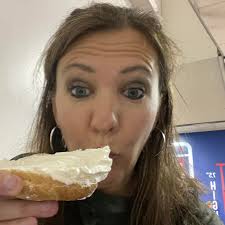 Local chocolatier making Dubai Knafeh chocolate bars?