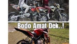 Pt triangle motorindo baru saja merilis secara resmi motor trail baru yang disebut viar cross x 200 es. Kumpulan Stiker Biker Ora Ora Ora Vespa Ora Bahagia Hehehe Setia1heri Com