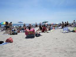 Protected from block island sound by an extensive breakwater barrier, this is a popular beach for young children and families due to gentle surf as this beach is fully. Rhode Island Summer Beaches And Ice Cream The Rhode Less Traveled A Rhode Island Blog