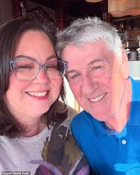 Ruth Jones announces the end of her 26 year marriage